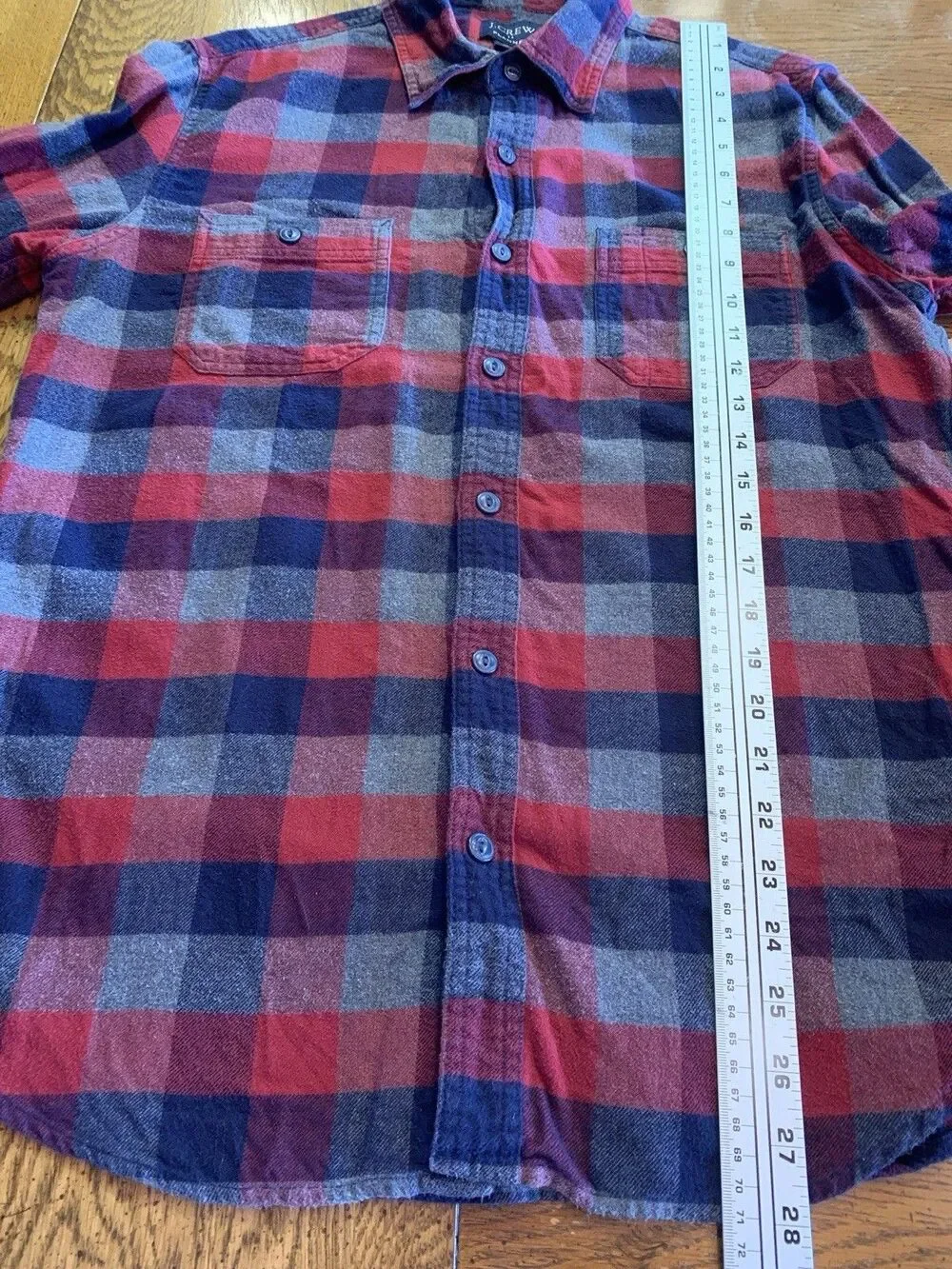 J. Crew Flannel Men’s Button Up Plaid Shirt Sz Medium Cabincore *Note